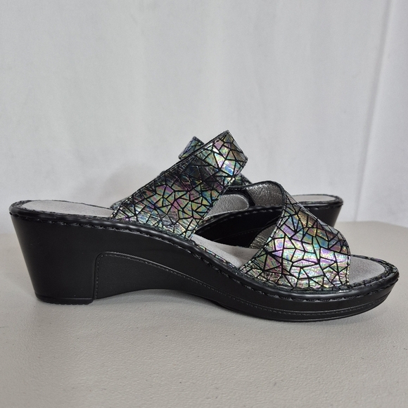 Alegria Loti Tectonic Wedge Sandals - Size 8  (38) - Picture 4 of 16